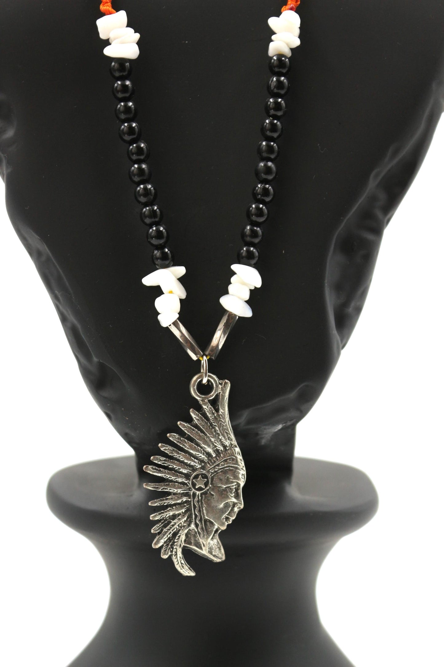 Agate - Handmade Necklace with Unique Design