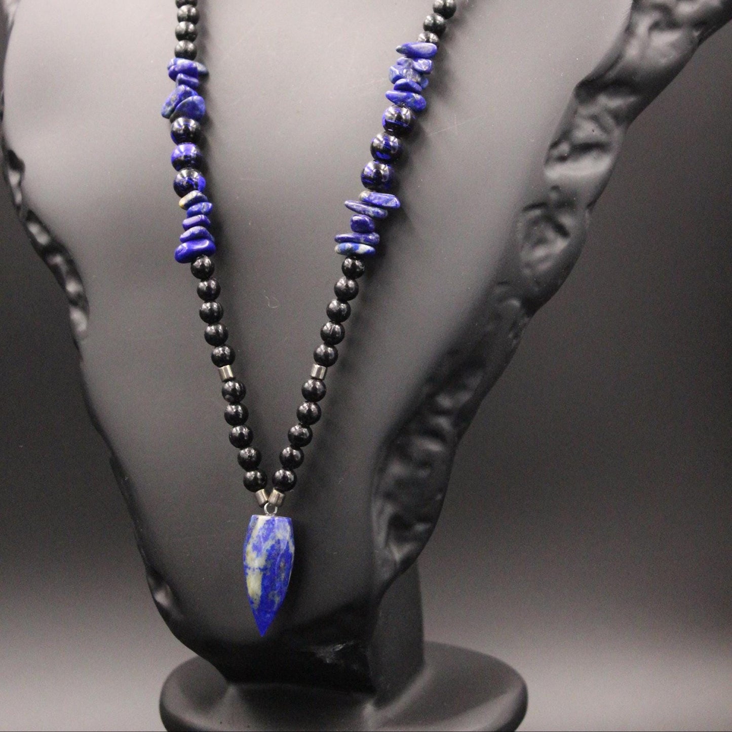 Handmade Lapis Lazuli Necklace – Fashionable Natural Stone Jewelry, Stylish Gift