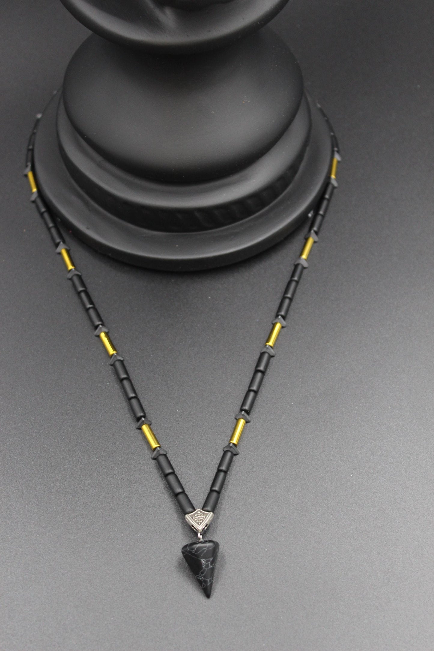 Handmade Black Quartz, Onyx and Hematite Necklace – Natural and Stylish Design