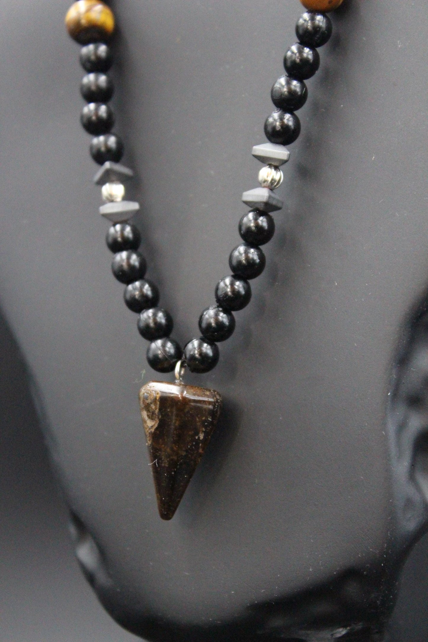 Handmade Tiger's Eye Stone Necklace – Natural Gemstone Jewelry, Unisex Pendant, Boho & Spiritual Gift