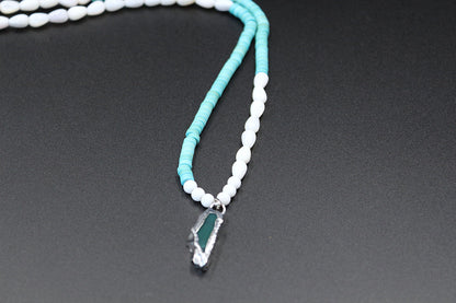 Elegant Handcrafted Necklace with Turquoise and White Beads in Ethnic Style