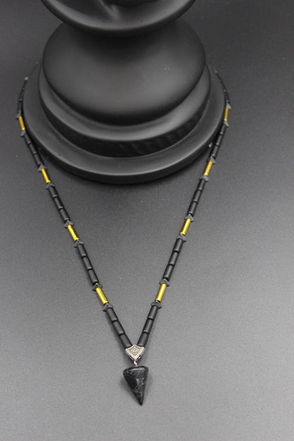 Handmade Black Quartz, Onyx and Hematite Necklace – Natural and Stylish Design