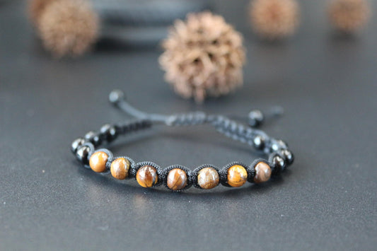 Bracelet - Handmade with Tiger's Eye and Onyx